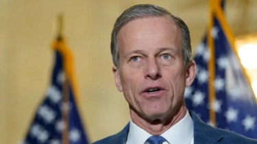 Pemimpin Senat AS John Thune Minta Sanksi untuk ICC atas Investigasinya terhadap Israel