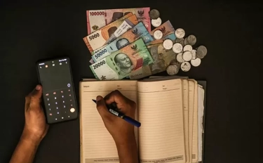 Heboh Seruan Hidup Hemat dan Tidak Konsumtif di Tengah Penolakan Kenaikan PPN 12 Persen