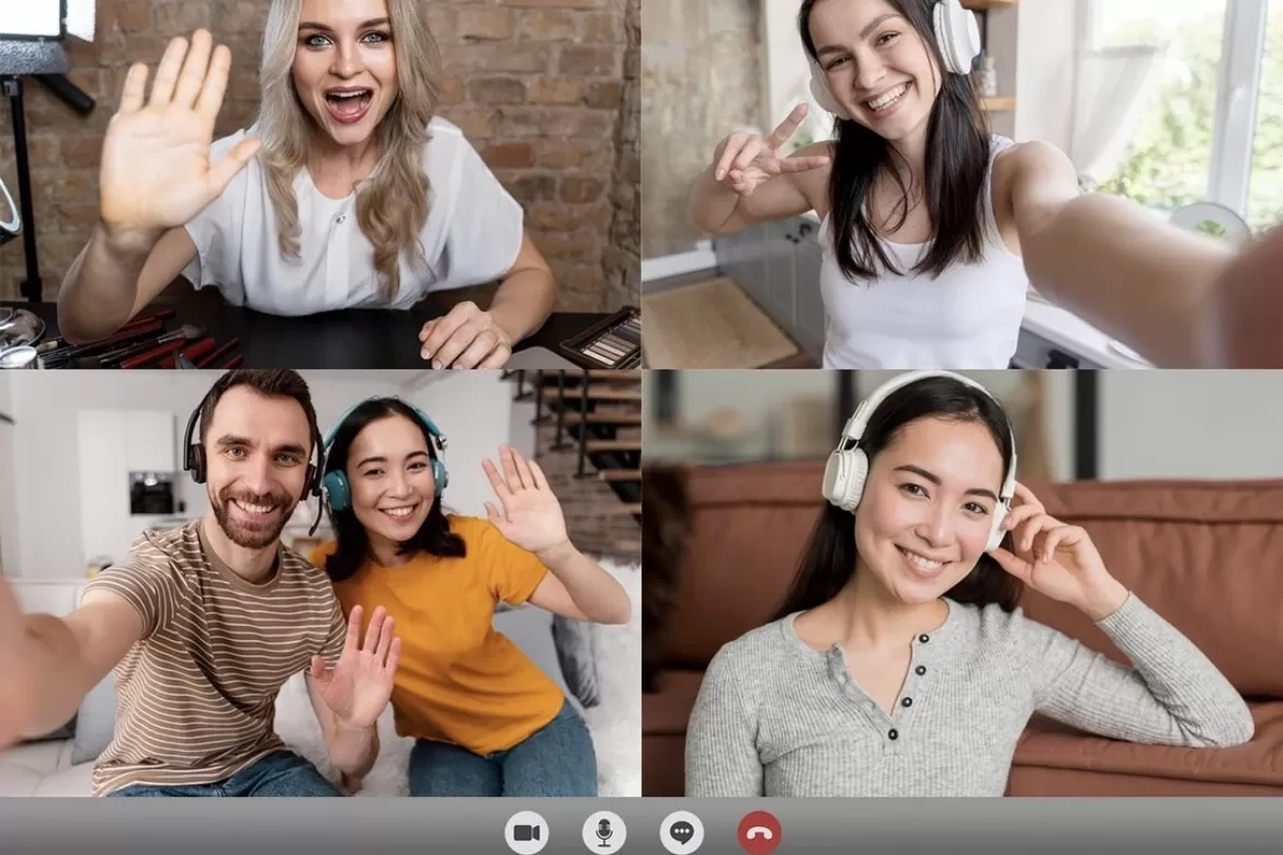 Libur Natal Jauh Dari Keluarga? Simak 7 Ide Video Call Jadi Lebih Seru yang Bisa Dilakukan Bersama Keluarga