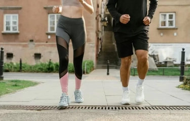 Tetap Bergerak untuk Menjaga Kebugaran, Simak Berapa Menit Seseorang Harus Berjalan Sesuai Usia Mereka!