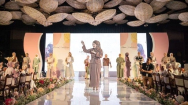 Dari Model Plus Size hingga Down Syndrome Tampil di Catwalk Fashion Show Bertema Inclusive