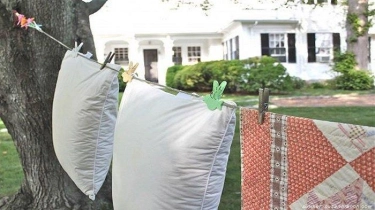 Bersihkan Kasur dan Bantal Bisa Cegah Anak dari Ancaman Pneumonia