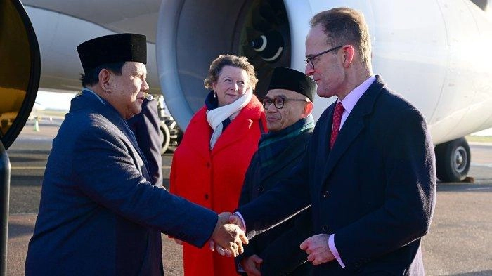 Presiden Prabowo Tiba di Inggris, Akan Hadiri Undangan Raja Charles III dan Bertemu PM Keir Starmer