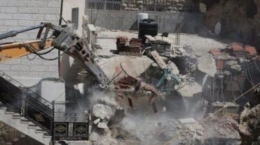 Rezim Israel Hancurkan Masjid di Yerusalem Timur, Pasukan IDF Gelar Operasi Penculikan di Betlehem