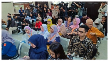 Pengunjung Persidangan Protes, Suara Tom Lembong Tak Jelas saat Beri Keterangan Secara Daring