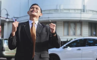 7 Weton 'Tibo Lungguh' Bakal Mengakhiri Akhir Penderitaan Di Awal Tahun 2025 Menuju Puncak Kesuksesan Menurut Primbon Jawa
