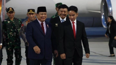 Tiba di Tanah Air Usai Kunjungan Kerja ke 6 Negara, Prabowo Disambut Gibran dan Sejumlah Menteri