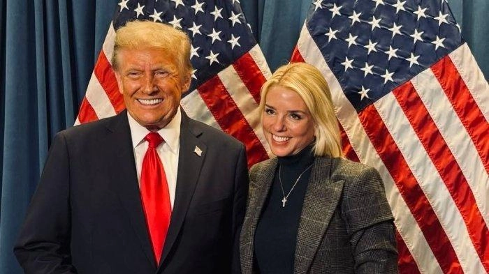 Trump Tunjuk Pam Bondi Pimpin Departemen Kehakiman AS