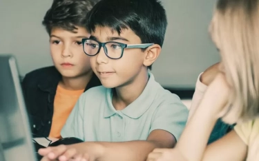 Anak yang Sangat Cerdas tetapi Tidak Pernah Berprestasi di Sekolah Biasanya Menunjukkan 7 Sifat Ini Menurut Psikologi