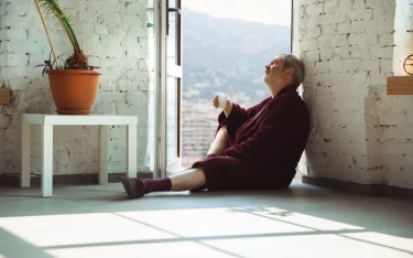 Jika Anda Ingin Menghindari Diasingkan di Masa Pensiun Anda, Ucapkan Selamat Tinggal pada 7 Perilaku Ini