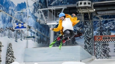 Yuk Ke Trans Snow World Bekasi, Bisa Main Ski dan Salju Seperti di Eropa!