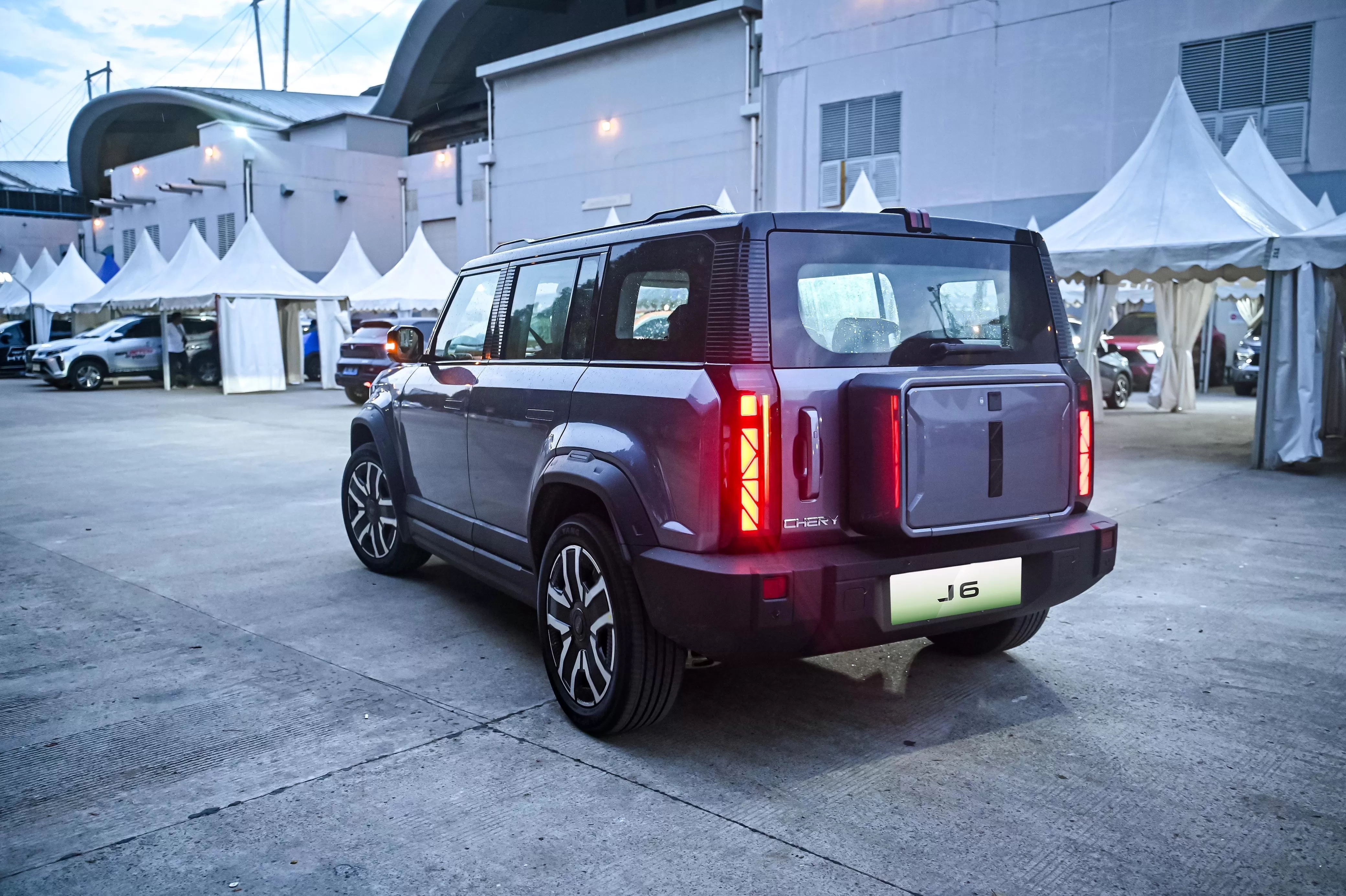 Banyak yang Penasaran, Mobil Listrik dengan Tampilan Ala Land Rover Defender dari Chery Ini Banyak yang Ingin Test Drive