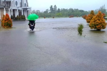 Prediksi BMKG, Indonesia Berpotensi Hujan Lebat Dalam Sepekan ke Depan