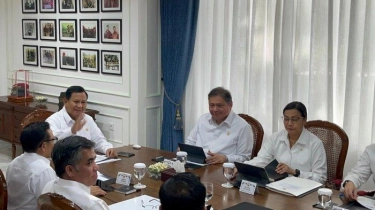 BREAKING NEWS Presiden Prabowo Umumkan Kenaikan UMP 2025 Sebesar 6,5 Persen