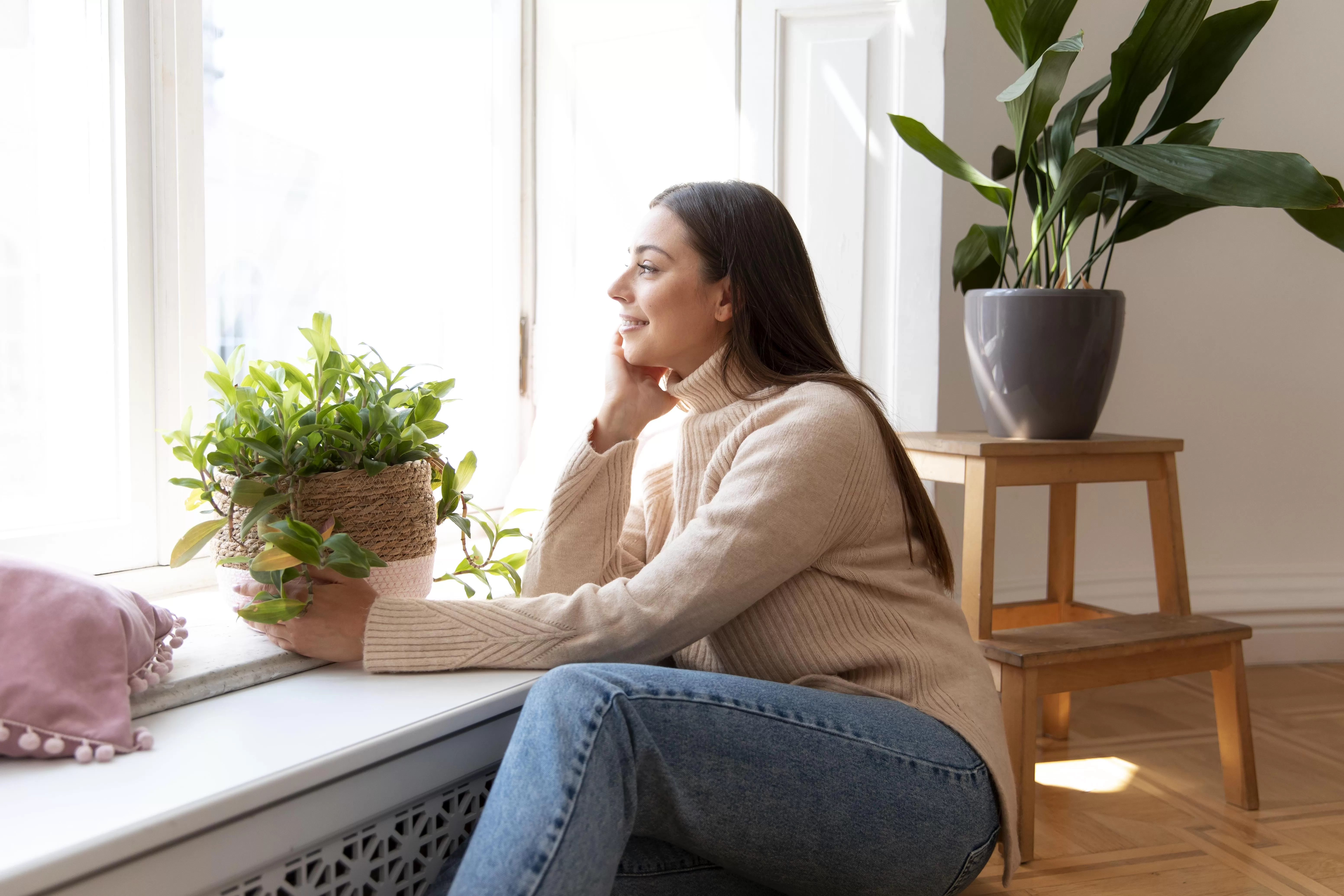 9 Hal yang Membuat Kaum Introvert Jadi Orang yang Paling Bahagia di Dunia Selain Menyendiri, Menurut Psikologi
