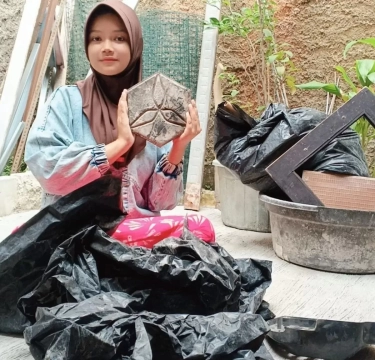 Bergelut dengan Sampah Plastik, Buka Lapangan Pekerjaan hingga Indonesia Lebih Indah