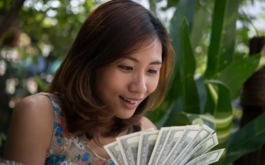 Uang yang Bekerja Untuknya: 9 Weton 'Sugih Bondo' Pemilik Keberuntungan Finansial Setinggi Langit dan Tak akan Pernah Hidup Melarat