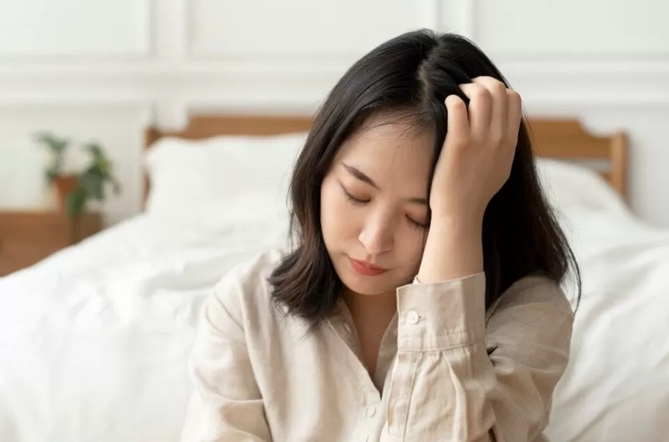 Perempuan yang Memaksakan Diri untuk Menikah, Tanpa Disadari Biasanya Menunjukkan 4 Perilaku Ini