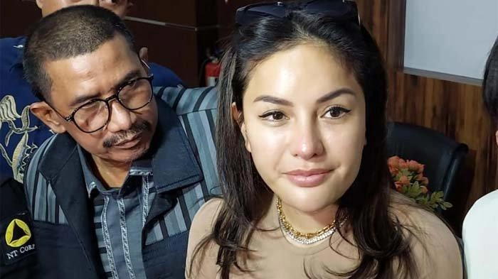 Nikita Mirzani Tak Temani Putrinya Diperiksa di Polres Jaksel