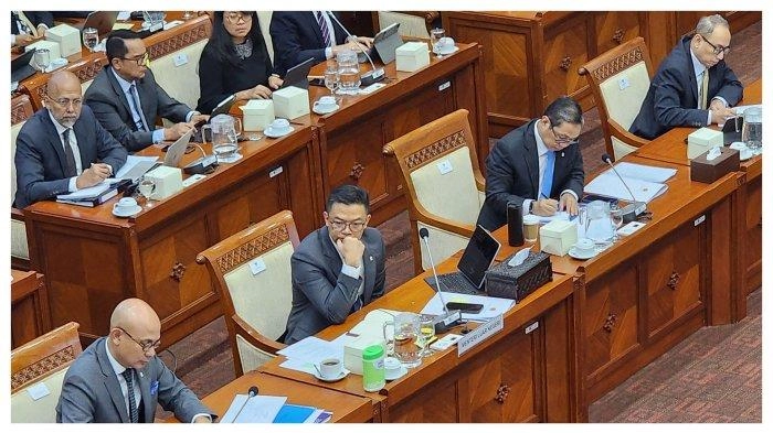 Rapat Perdana di DPR, Menlu Tegaskan Indonesia Tidak Memihak kepada Pakta Militer Apa pun