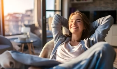 Menjalani Hidup Tanpa Terburu-buru: Ini 6 Tipe MBTI yang Dikenal Santai, Tenang, dan Sangat Menikmati Kehidupan