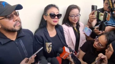 Asri Welas Menangis Hadapi Perceraian dengan Galiech Ridha, Ucap Permintaan Maaf