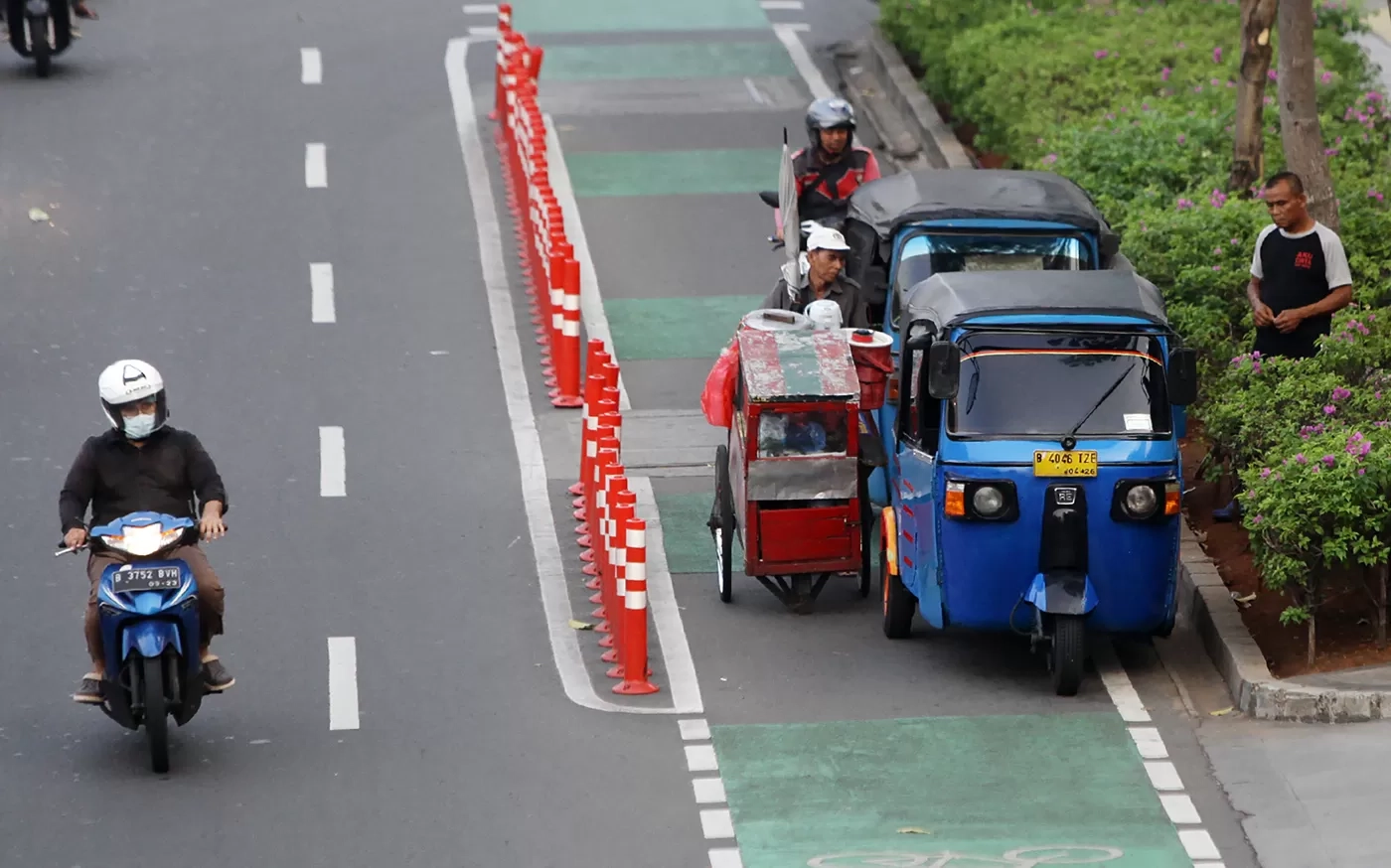 Iseng-iseng Ingin Beli Kendaraan Roda Tiga? Harga Bekas TVS King dan Bajaj RE Cuma Seharga Honda Beat