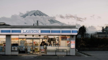 Pemandangan Gunung Fuji dari Lawson Kawaguchiko Resmi Ditutup, Ulah Wisatawan?