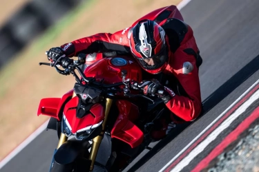 Ducati Streetfighter V4 Baru: Monster Jalanan dengan DNA MotoGP yang Mendominasi