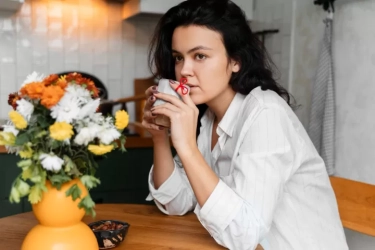 Perempuan yang Menjadi Kurang Toleran dan Lebih Tegas Seiring Bertambahnya Usia Sering Kali Mengadopsi 7 Kebiasaan Ini