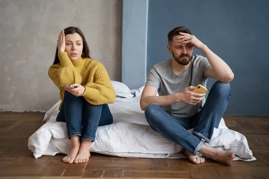 Simak 7 Perilaku Halus Pria yang Hanya Berpura-pura Peduli pada Anda Tetapi Sebenarnya Tidak, Hati-hati Ladies!