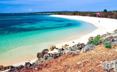 6 Destinasi Wisata Pantai Mempesona di Sekitar Kupang untuk Libur Nataru