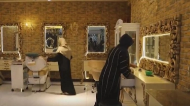 Aturan Baru Taliban, Perempuan Dilarang Ikut Pelatihan Jadi Perawat dan Bidan