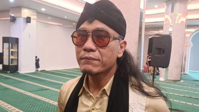 BREAKING NEWS: Sambil Terisak, Gus Miftah Mengundurkan Diri dari Utusan Khusus Presiden