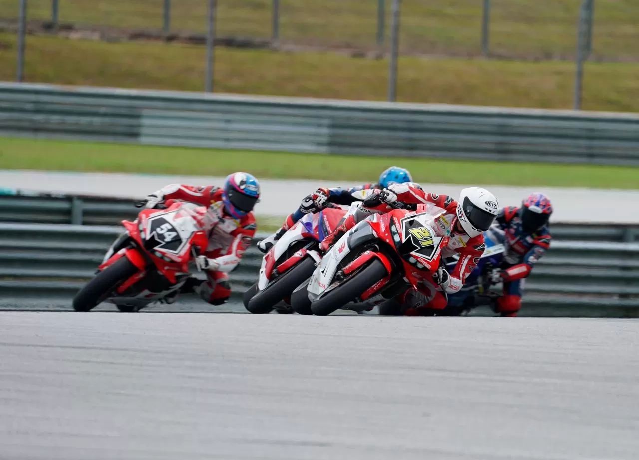 Tangguhnya Honda CBR250RR, Dua Pembalap Muda Andalan AHRT Mendominasi di ARRC AP250
