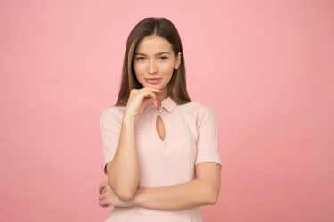 Tanpa Disadari, Ini 9 Tanda Kamu Orang yang Percaya Diri dan Memancarkan Aura Positif bagi Sekitar