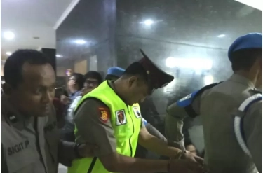 Aipda Robig Zainudin yang Tembak Pelajar SMK Gamma Rizkynata hingga Meninggal Jalani Sidang Kode Etik di Polda Jateng