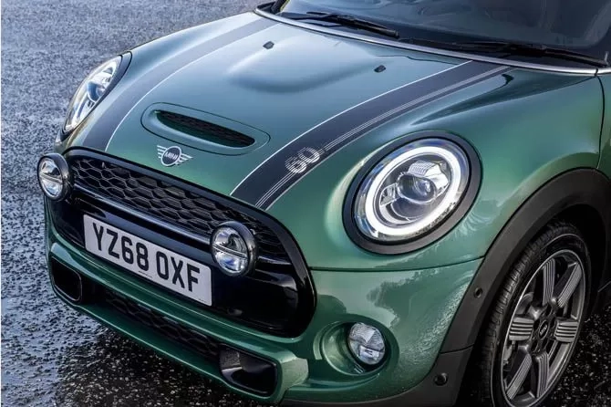Berbentuk Unik dan Mungil, Ini Kelebihan Mini Cooper S yang Harus Kamu Tahu