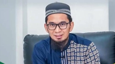 Dr. H.C. Adi Hidayat, Lc., M.A.