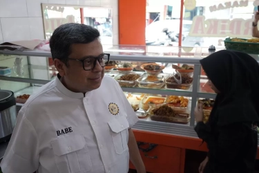 Biar Tambah Laris, Babe Haikal Ajak Pengusaha Warteg Urus Sertifikasi Halal