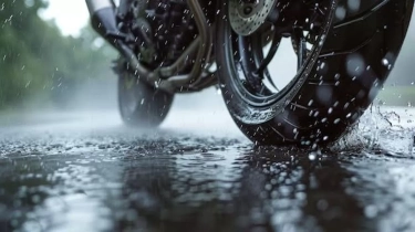 Tips Merawat Motor demi Hindari Hal-Hal yang Tak Diinginkan saat Musim Hujan