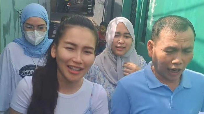 Ayah Ojak dan Umi Kalsum Didatangi Dedi Mulyadi, Benarkah Ayu Ting Ting Dijodohkan? 