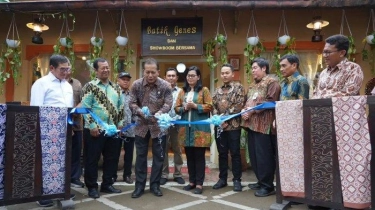 Diskusi Bareng Tokoh Lokal Solo, Wakil Menteri Koperasi Bahas Ancaman Produk Impor