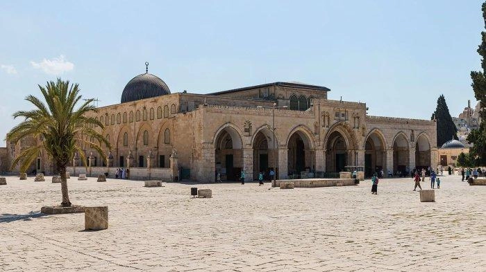 Pemukim Yahudi Serbu Masjid Al Aqsa, Pasukan Pendudukan Israel Tangkap Warga Palestina di Tepi Barat
