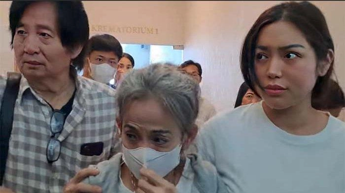 Lega Setelah Mendiang Ayahnya Dikremasi, Jessica Iskandar: Papah Nggak Sakit Lagi