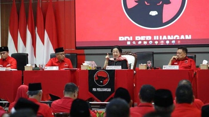 KPK Disarankan Segera Tahan Hasto Kristiyanto dan Periksa Megawati Soekarnoputri