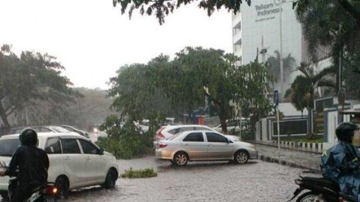 Prakiraan Cuaca Hari Ini Jumat, 3 Januari 2024, BMKG: Waspada Jatim dan Bali Potensi Hujan Lebat