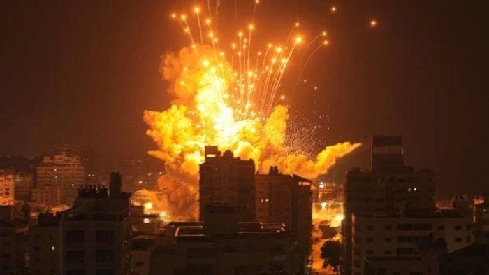 Israel Bom Gaza Saat Negosiasi Gencatan Senjata Berlanjut