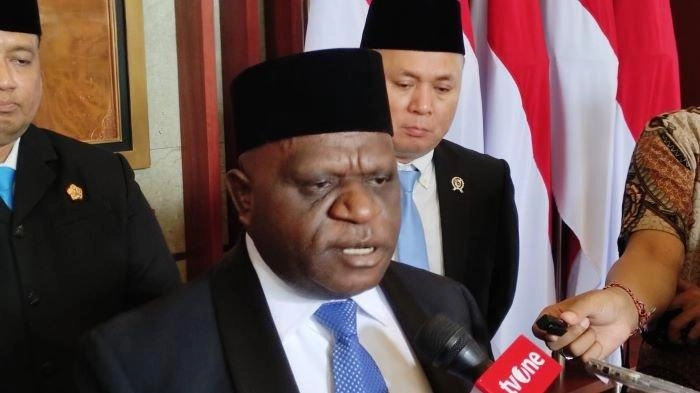 Menteri HAM Natalius Pigai: Perizinan Penggunaan Senjata Harus Dievaluasi Total