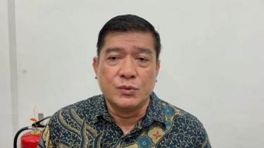 Silfester Matutina Pertanyakan Alasan Video Skandal Pejabat Dititipkan ke Connie Bakrie